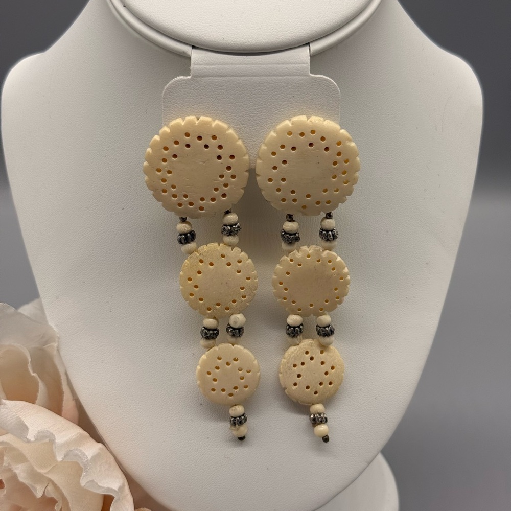 Vintage Cream Dangle Earrings